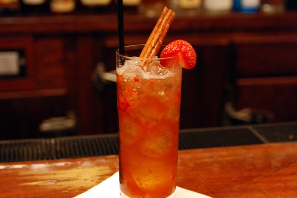 Madroño Strawberry Bush Cobbler Giuseppe Gonzalez Flatiron Lounge New York