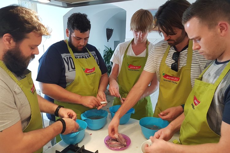 Preparing Fresh Anchovies