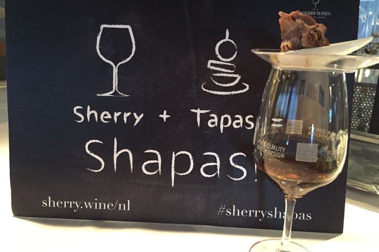 Cabrito (zuiglam van geit) met Palo Cortado