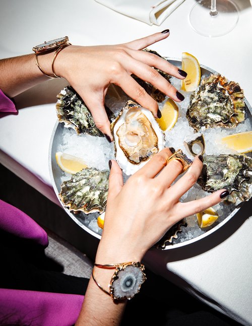 oysters paired with fino dry white wine